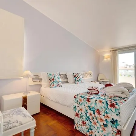 The Hideaway Retreat Guest house