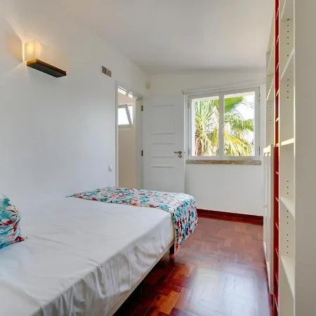 Guest house The Hideaway Retreat