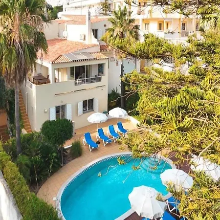 The Hideaway Retreat Guest house *