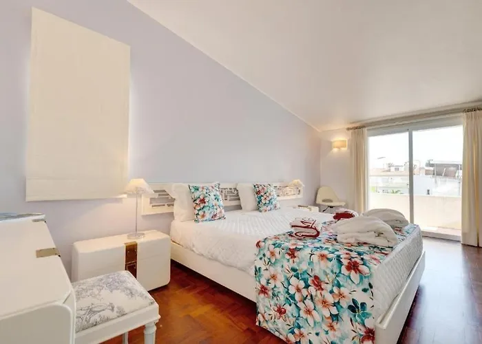 The Hideaway Retreat Guest house