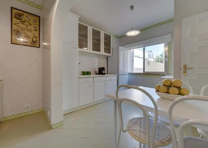 Guest house The Hideaway Retreat *